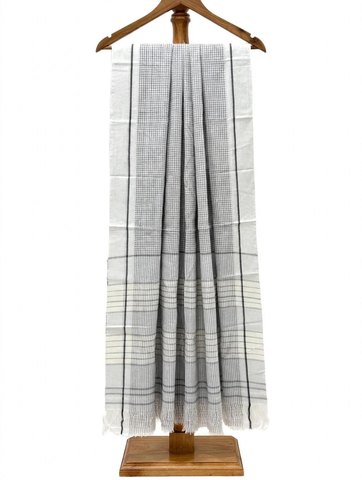 Patted anchu sarees